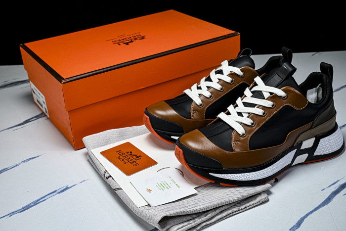 HER*MES SNEAKER HM1028-002