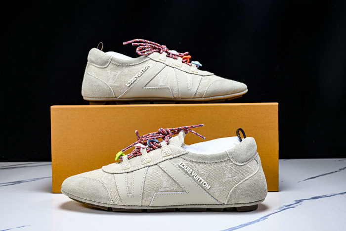 1V SHOES 1VS55