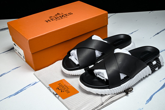 He*mes Slide CU526-2177