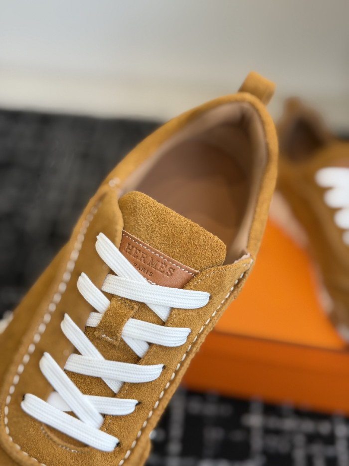 HER*MES SNEAKER HM1028-217