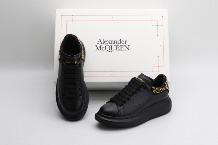 A1exa*der Mcqv*en SNEAKERS MC5563-023