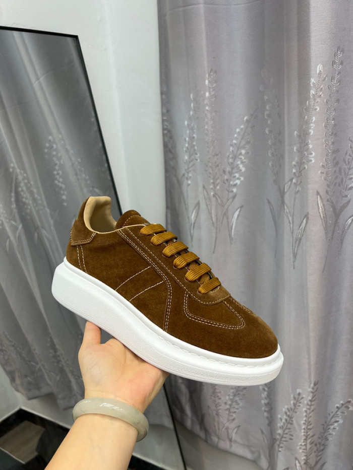 A1EXANDER M*QUEEN SNEAKERS WHGP7-63