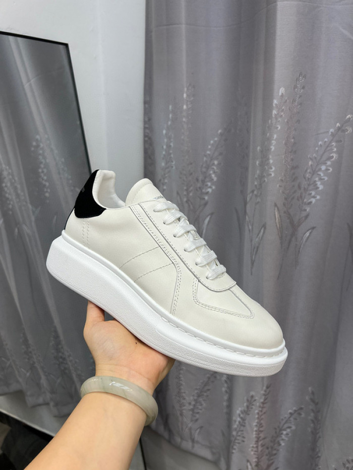 A1EXANDER M*QUEEN SNEAKERS WHGP7-66