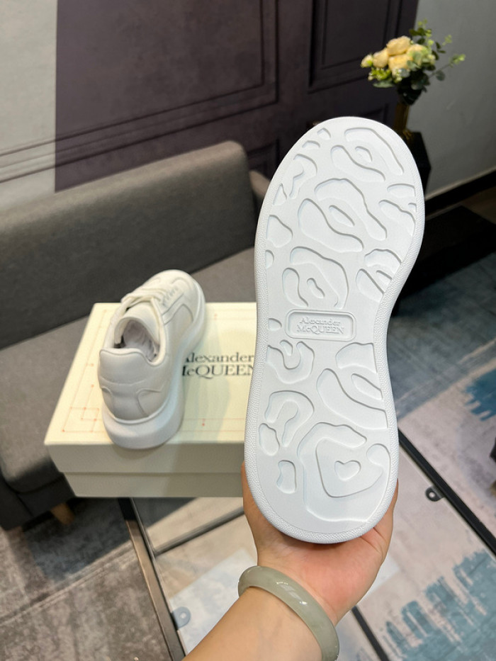 A1EXANDER M*QUEEN SNEAKERS WHGP7-73