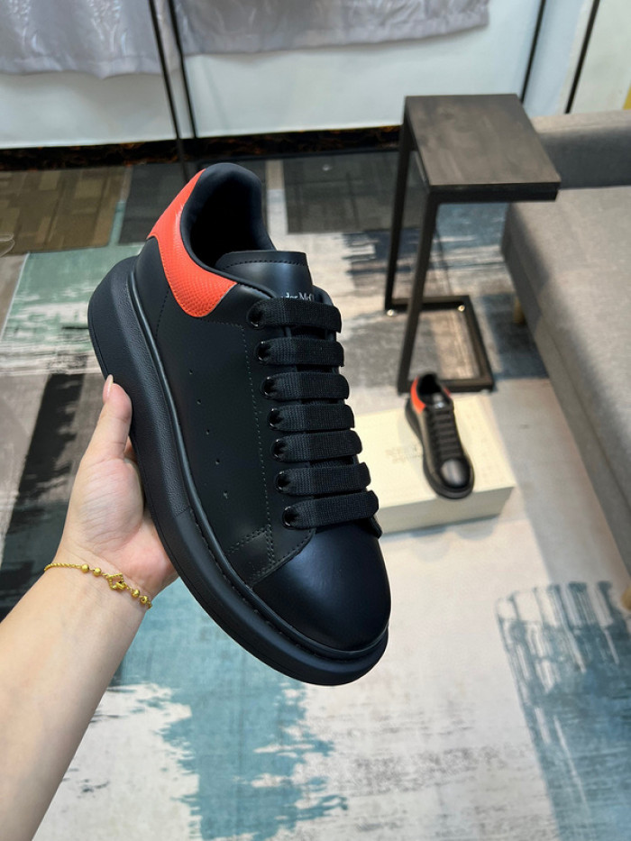 A1EXANDER M*QUEEN SNEAKERS WHGP7-81