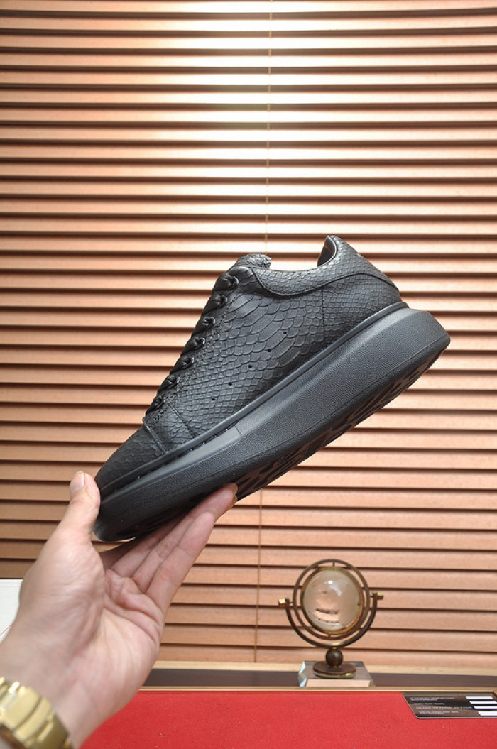 A1EXANDER M*QUEEN SNEAKERS WHGP7-101