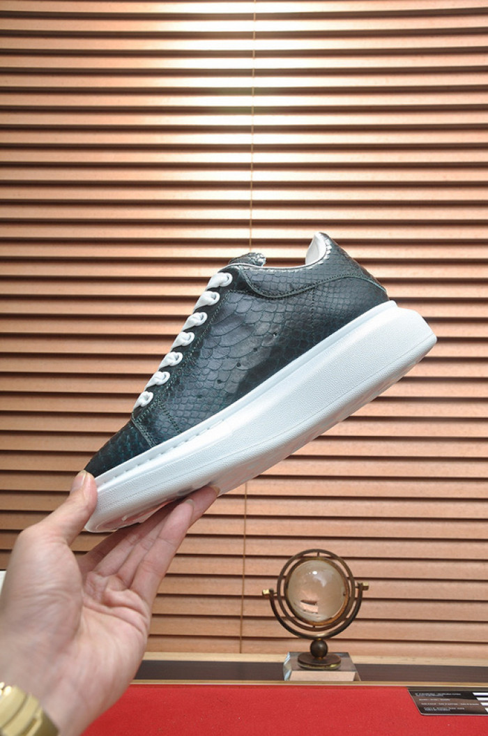 A1EXANDER M*QUEEN SNEAKERS WHGP7-102