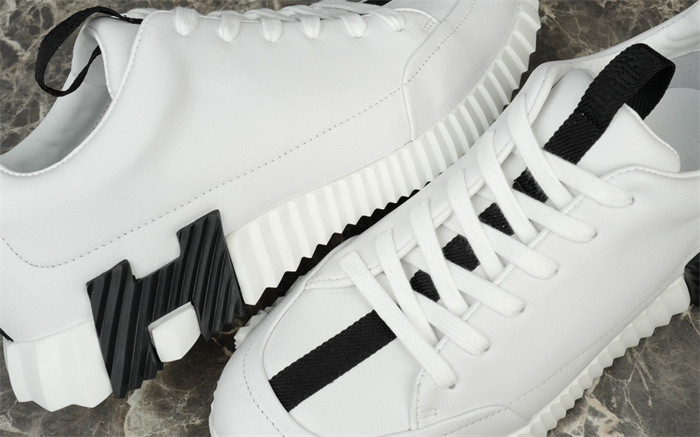 HER*MES SNEAKER HM1028-039