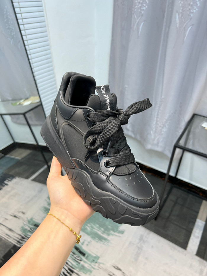 A1EXANDER M*QUEEN SNEAKERS WHGP7-144