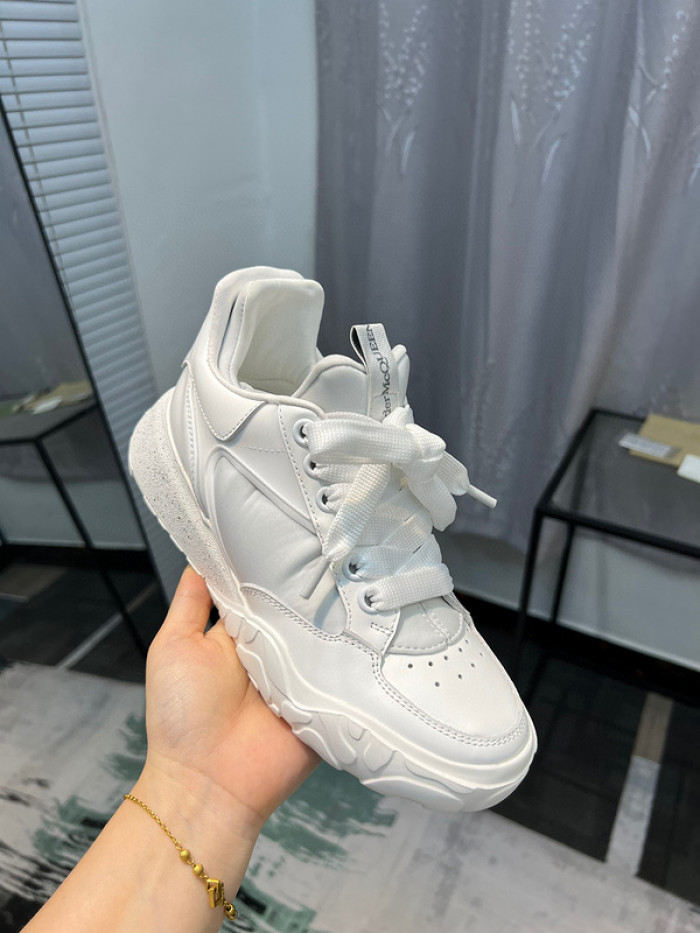 A1EXANDER M*QUEEN SNEAKERS WHGP7-155