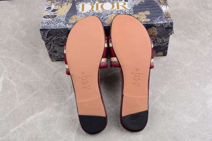 D*or slippers