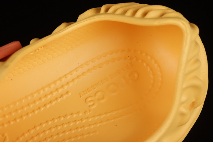 Salehe Bembury x Cr0c5 Polle x Clog "Yellow" 207393-837
