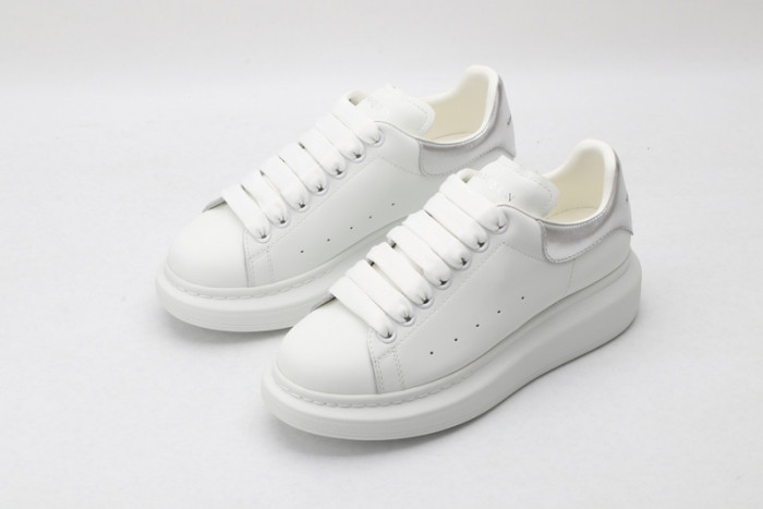 A1exa*der Mcqv*en SNEAKERS MC5563-045