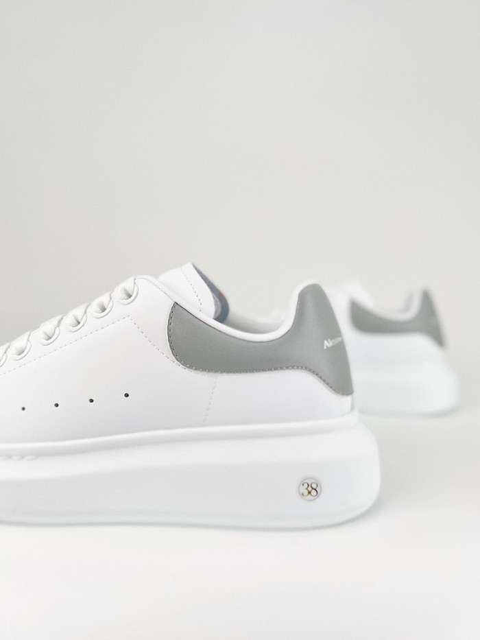 A1EXANDER M*QUEEN SNEAKERS WHGP7-58