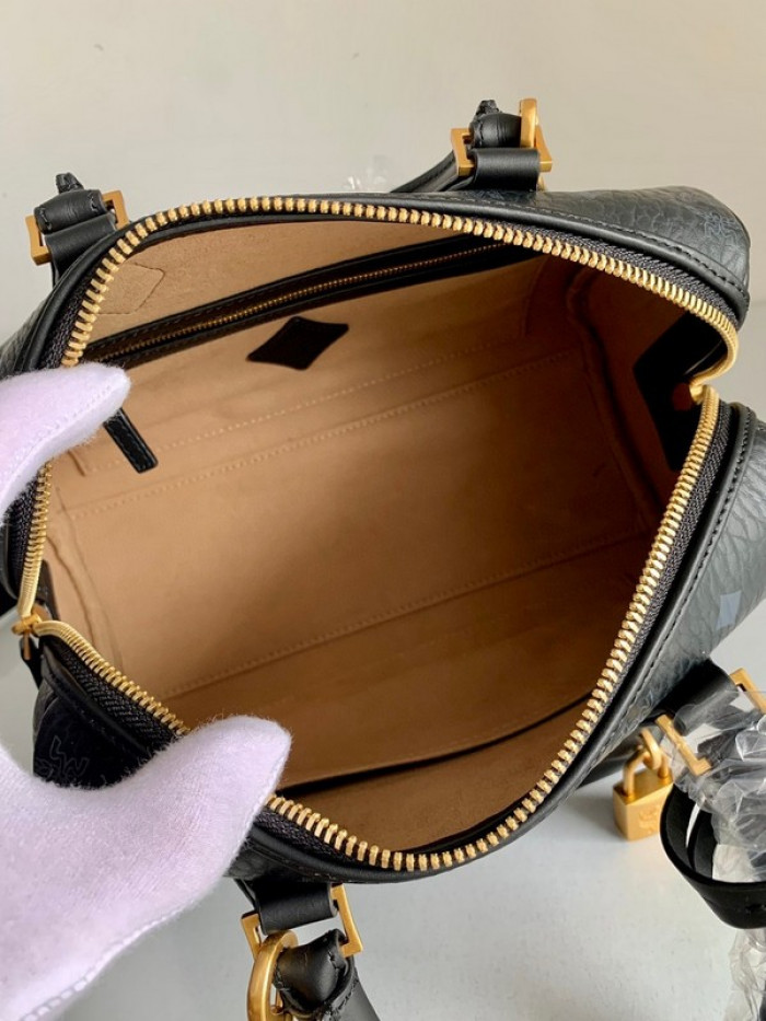 M*CM bag B0113-147