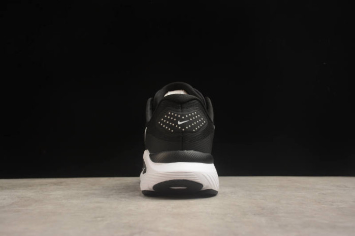Nike Structure 26 Black White HJ1102-002