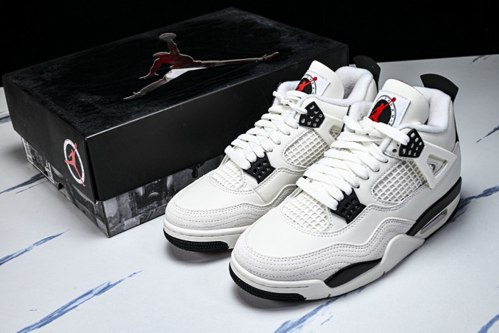 Air Jordan 4 Retro OG Flight Club IM4002-100