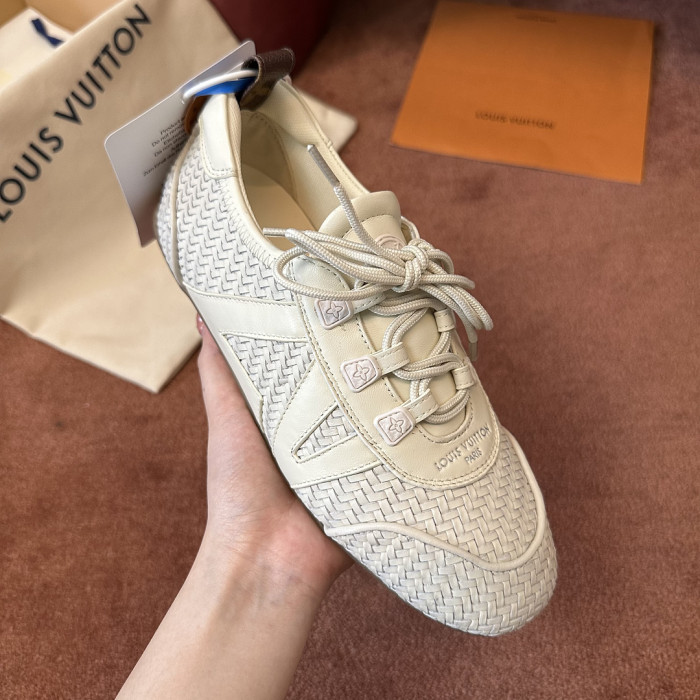 1V SHOES 1VS950