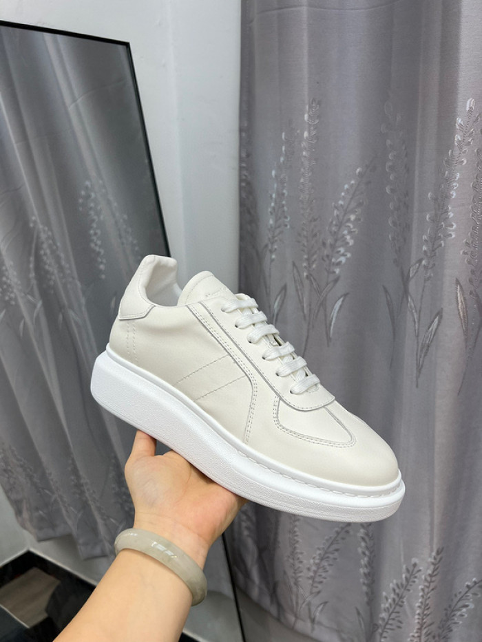 A1EXANDER M*QUEEN SNEAKERS WHGP7-70