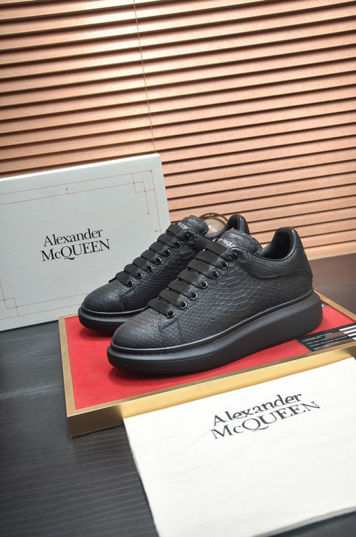 A1EXANDER M*QUEEN SNEAKERS WHGP7-101