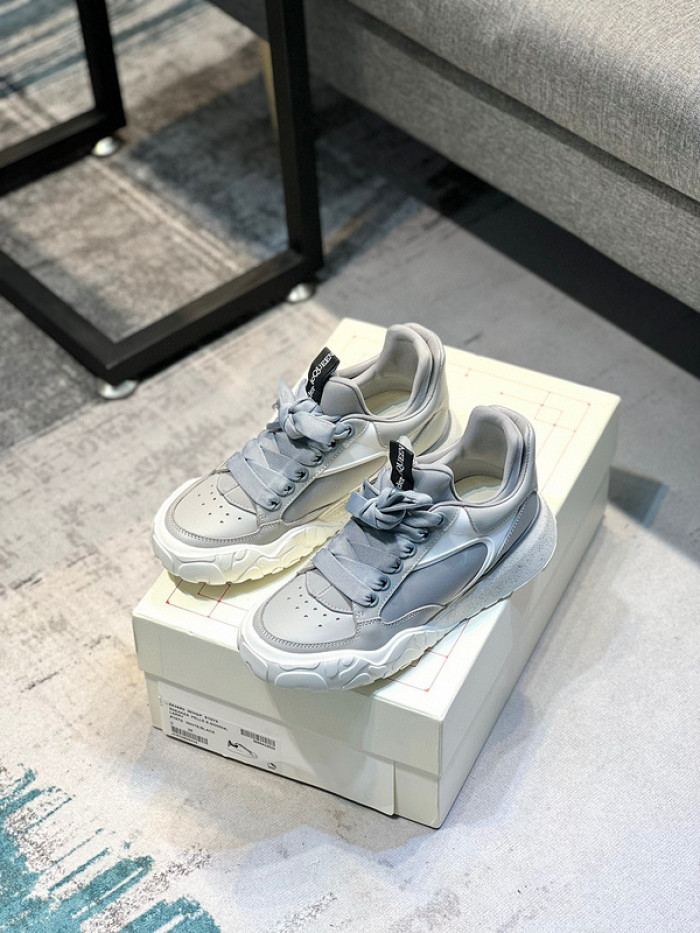 A1EXANDER M*QUEEN SNEAKERS WHGP7-145