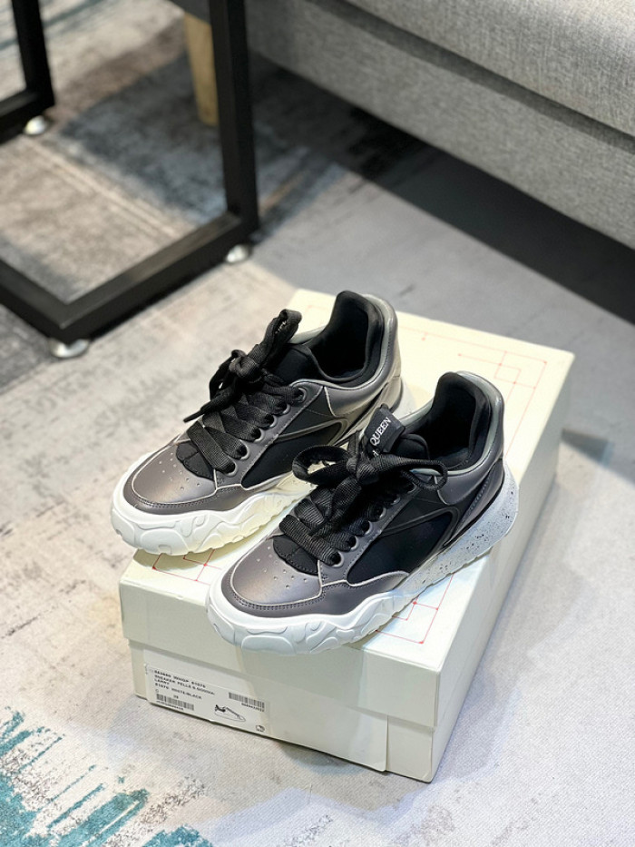 A1EXANDER M*QUEEN SNEAKERS WHGP7-147