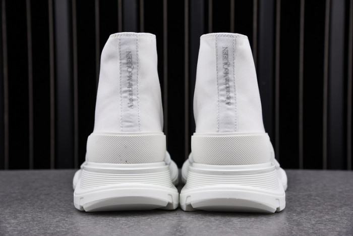 A1exa*der Mcqv*en SNEAKERS