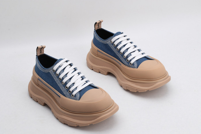 A1exa*der Mcqv*en SNEAKERS MC0518004