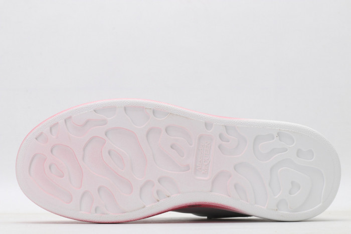 A1exa*der Mcqv*en SNEAKERS