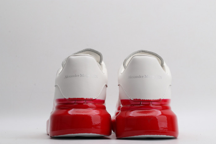 A1exa*der Mcqv*en SNEAKERS