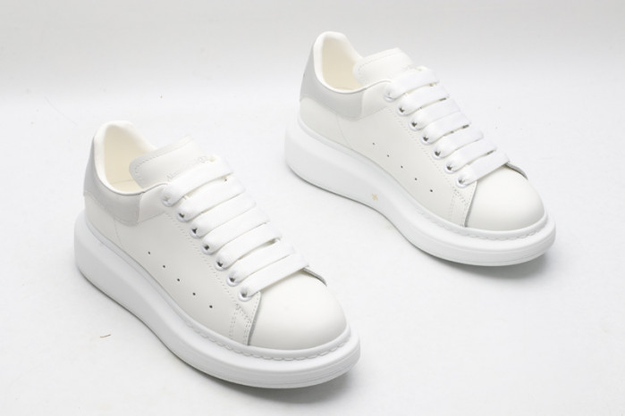A1exa*der Mcqv*en SNEAKERS MC5563-007