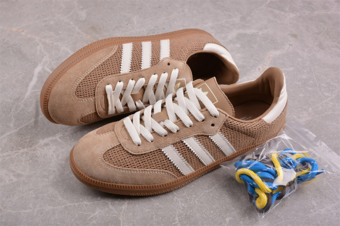 a*d*i*s samba og cardboard ig1379