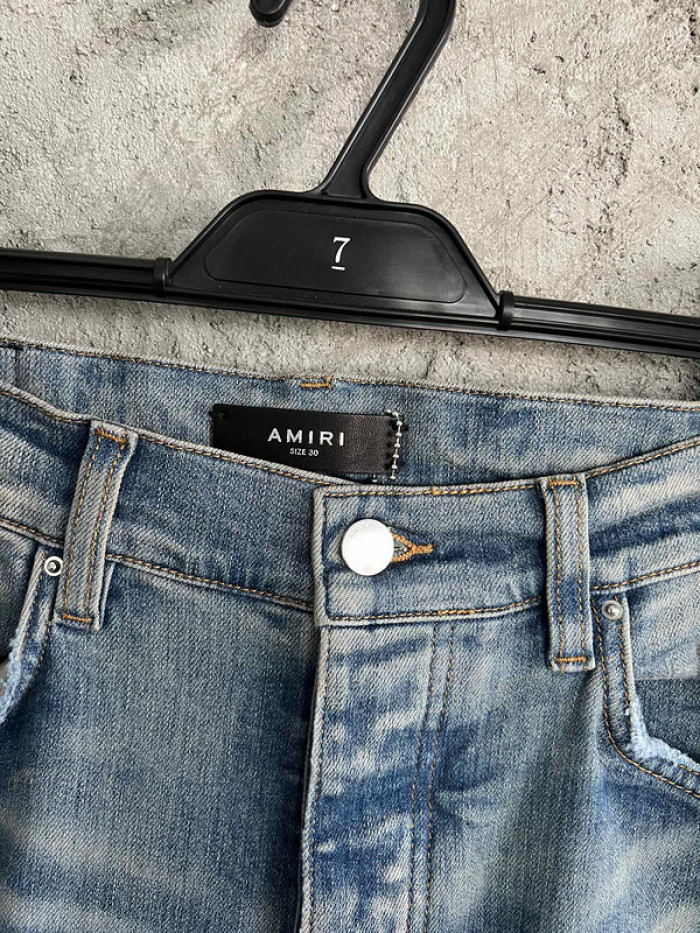 AM1R1 AM229-094