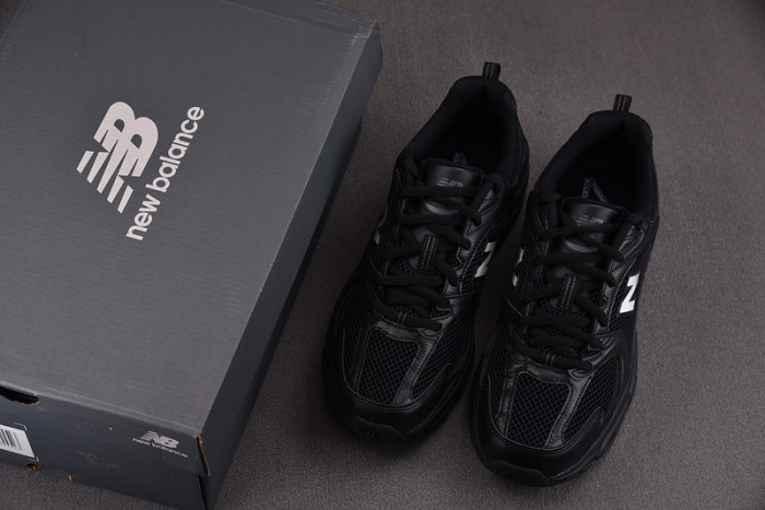 New Balance 530 
