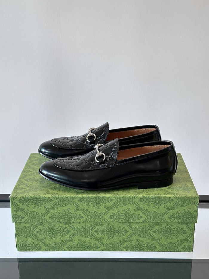 G*u*i1 loafers gu0613-058