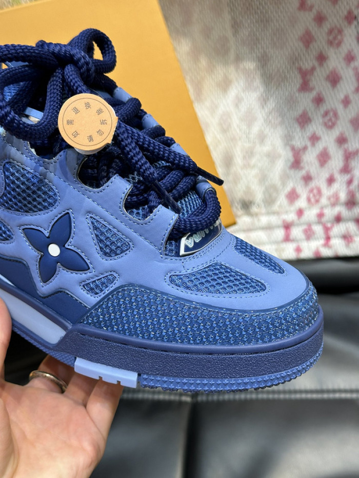 1V SNEAKERS 1V0425-243