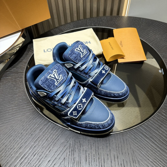 1V SNEAKERS 1V0425-266