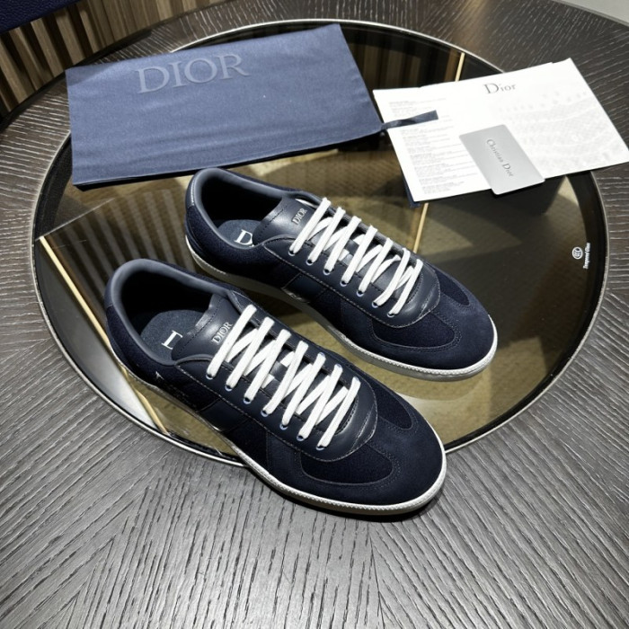 D10R SHOES B01 D896-184