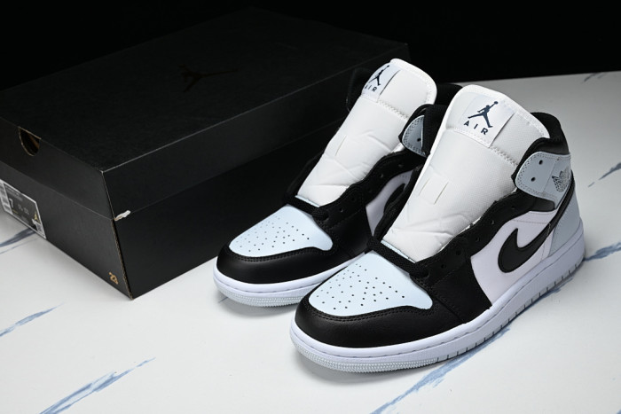Air Jordan 1 Mid 