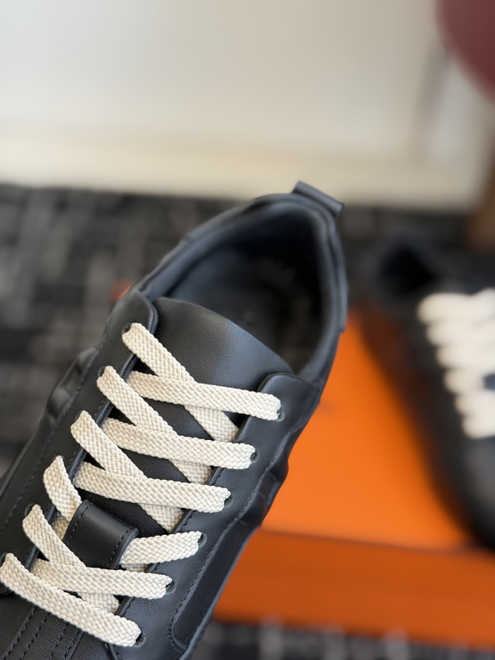 HER*MES SNEAKER HM1028-200