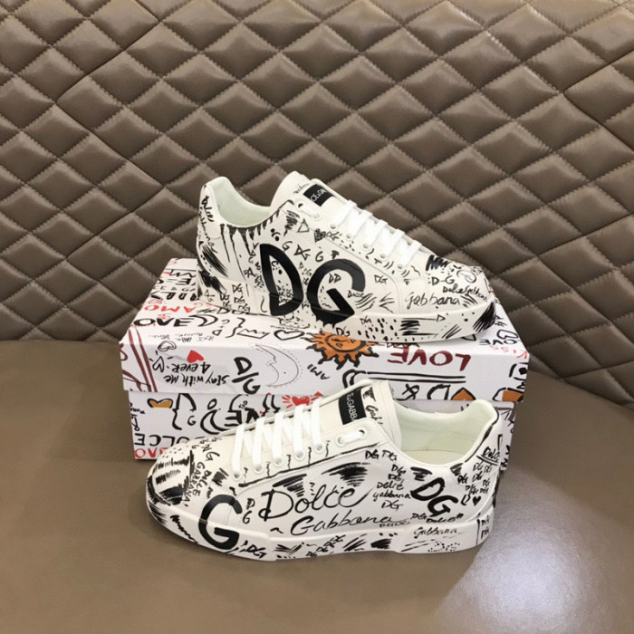 D.G. Sneakers DG210-130