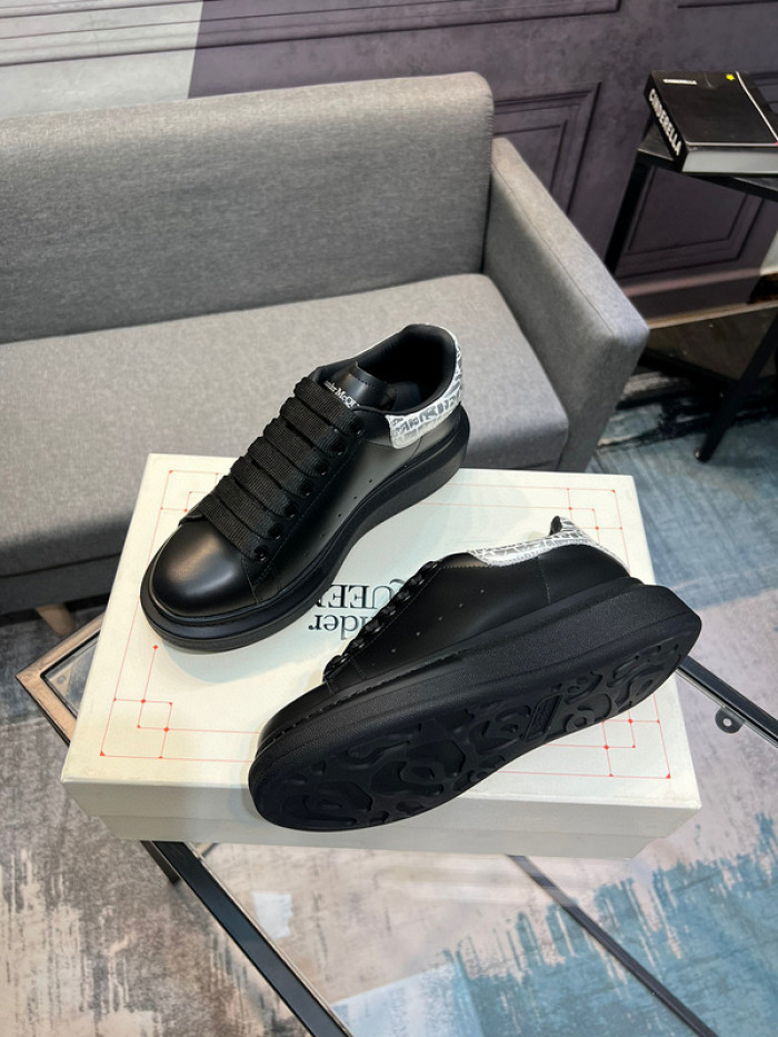 A1EXANDER M*QUEEN SNEAKERS WHGP7-94