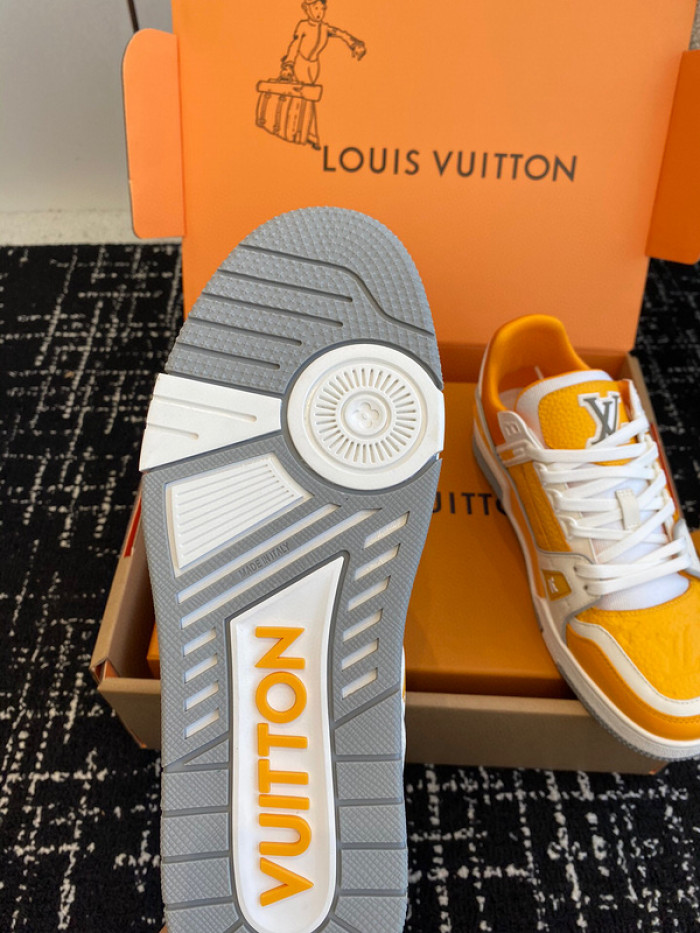 1V SNEAKERS 1V0425-090