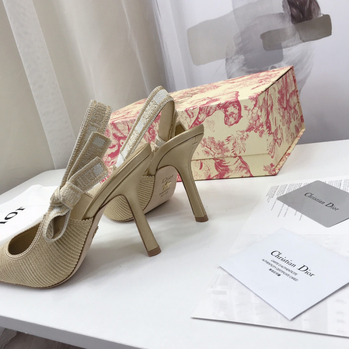 D10R HEELS D896-140