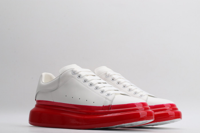 A1exa*der Mcqv*en SNEAKERS