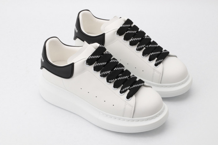 A1exa*der Mcqv*en SNEAKERS MC5563-029