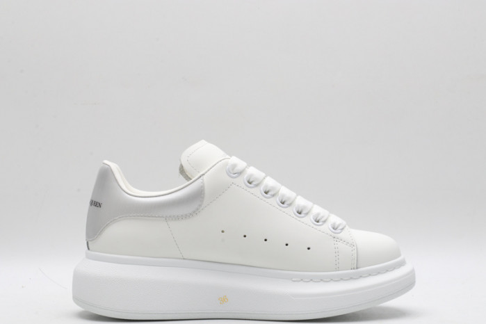 A1exa*der Mcqv*en SNEAKERS MC5563-007