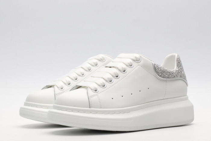 A1exa*der Mcqv*en SNEAKERS MC5563-047
