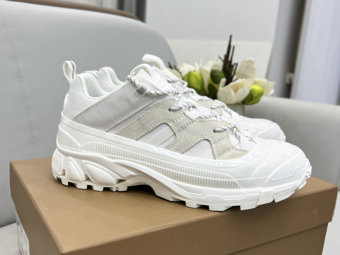 bby sneaker by0091