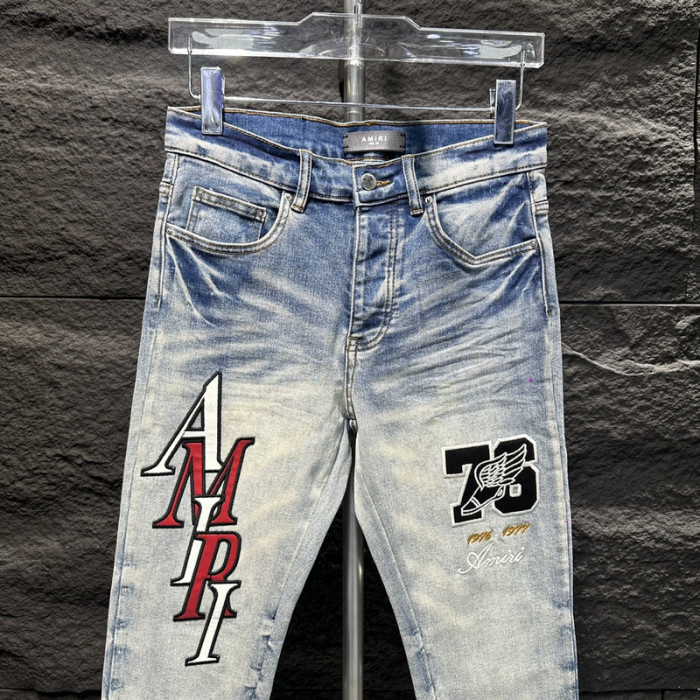 AM1R1 AM229-112
